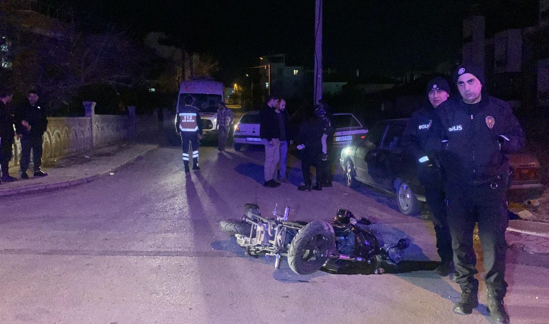 Karaman’da otomobil ile motosikletin çarpışması sonucu meydana gelen kazada 2