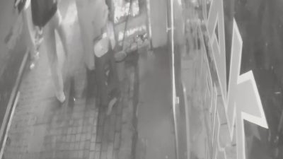 Bartın’da telefon şarjı nedeniyle çıkan kavganın güvenlik kamera görüntüleri ortaya