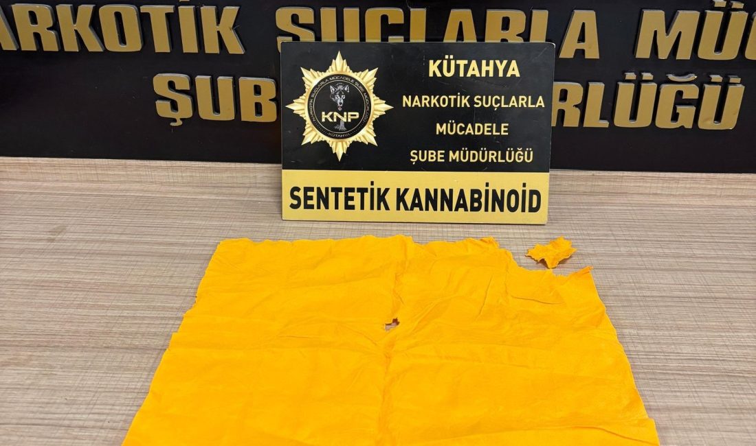 Kütahya’da polis ekipleri tarafından gerçekleştirilen uygulama sırasında durdurulan araçta yüklü