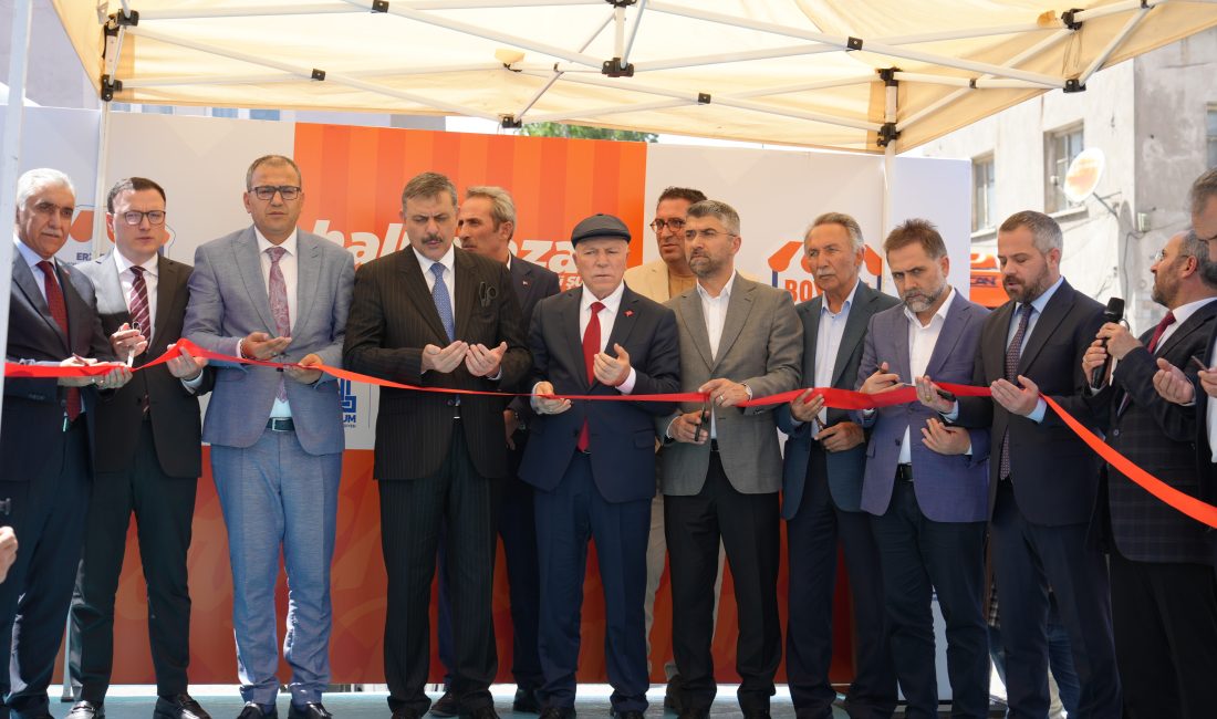 Kayseri Büyükşehir Belediye Başkanı Dr. Memduh Büyükkılıç; Melikgazi ilçesinde bulunan