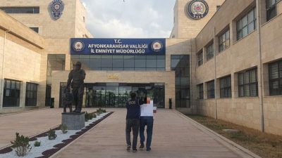 Afyonkarahisar’da polis tarafından düzenlenen operasyonda Fethullahçı Terör Örgütünün sözde askeri