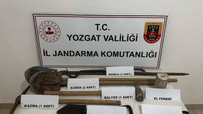 Yozgat’ın Kadışehri ilçesinde, Jandarma Komutanlığı ekipleri tarafından kaçak kazı yaptığı