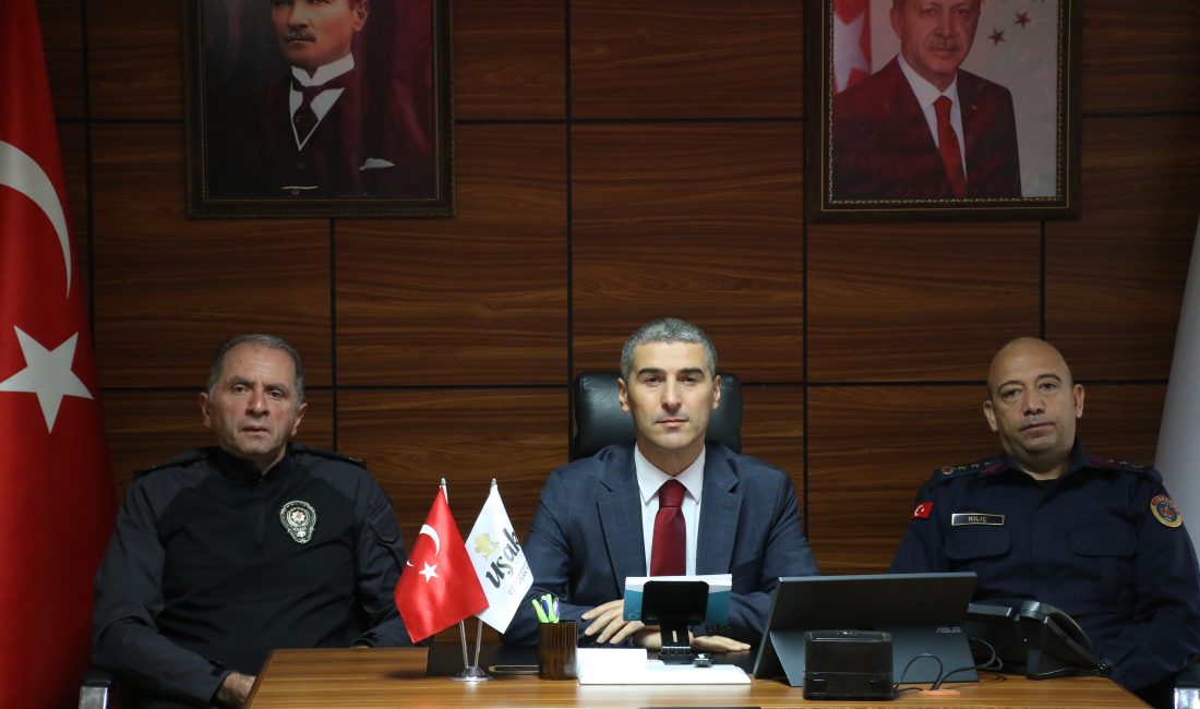 Uşak Valisi Naci Aktaş, Güvenlik ve Asayiş Bilgilendirme toplantısında, 1