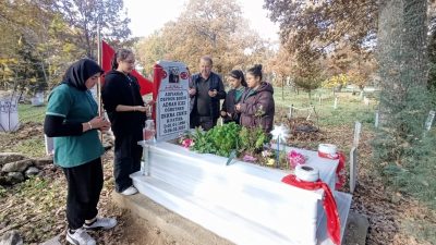 Gördes’e bağlı Güneşli Anadolu Lisesi öğrencileri, 24 Kasım Öğretmenler Günü