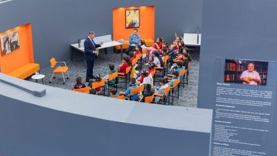 İzmir Büyükşehir Belediyesi, bu yıl yeni açılan iki kütüphanesiyle birlikte