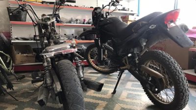 Bayburt’ta olumsuz hava şartları ve buzlanma nedeniyle motosiklet ve elektrikli