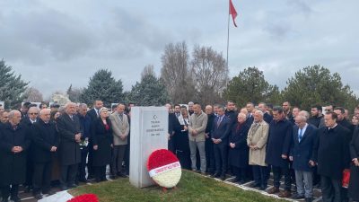 Cumhuriyet Halk Partisi'nin (CHP) eski Genel Başkanı Deniz Baykal, vefatının