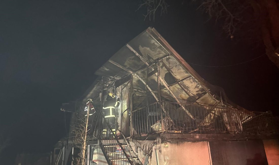 Prefabrik evde çıkan yangında karı-koca hayatını kaybetti