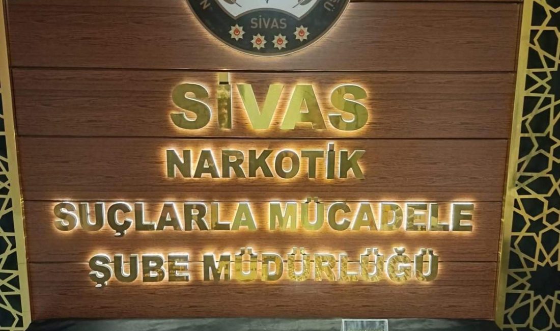 Sivas’ta düzenlenen narkotik operasyonunda 5 bin 271 sentetik hap, kokain