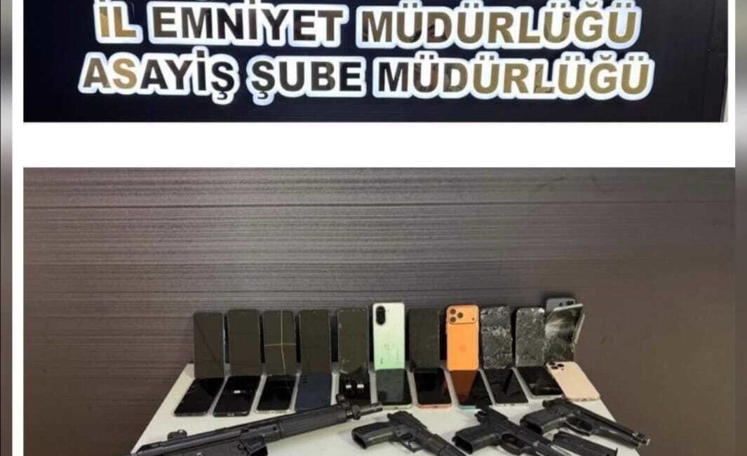 Çorum’da polis ekipleri tarafından gerçekleştirilen denetimlerde 3 bin 143 şahsın