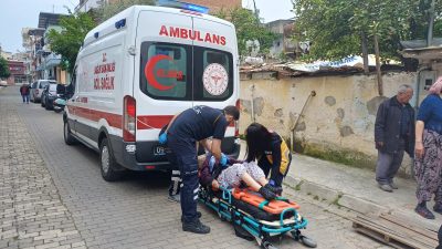 Aydın'ın Efeler ilçesinde müstakil bir evin bahçesinde düşen yaşlı kadın