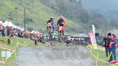 Türkiye Süper Enduro Şampiyonası'nda sezonun açılış yarışları İznik’te yapıldı.