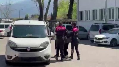 Bursa'da sosyal medyada canlı yayın sırasında yaşanan tartışma bıçaklı kavgaya