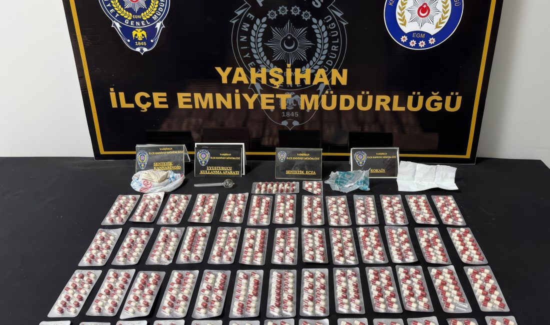 Kırıkkale'nin Yahşihan ilçesinde düzenlenen uyuşturucu operasyonunda, peçeteye emdirilmiş uyuşturucu madde