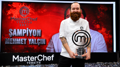 MasterChef Türkiye 2021 şampiyonu Eren Kaşıkçı (Kızıl Sakal), Kilyos’taki evinde
